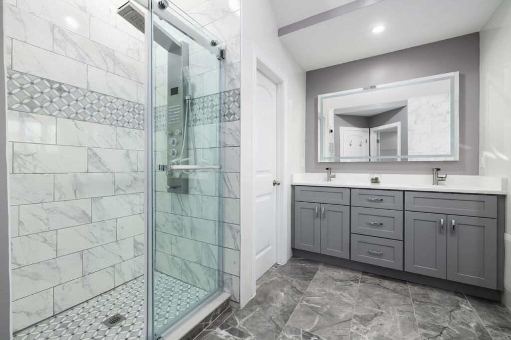 Salle de bain rénovée à Manage