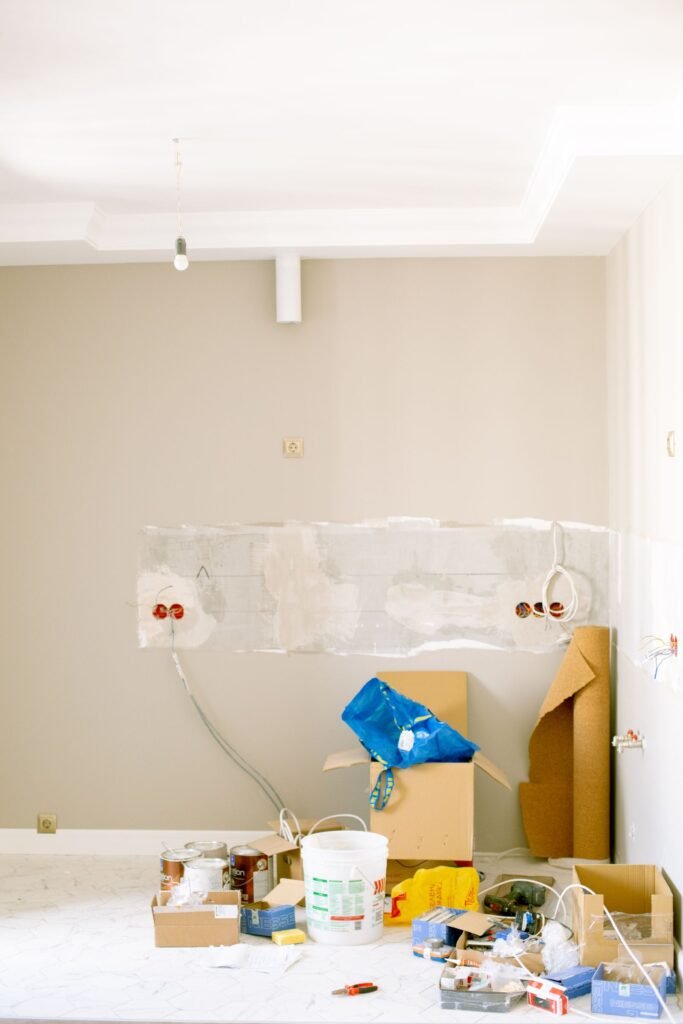 Pièce en cours de rénovation après démolition