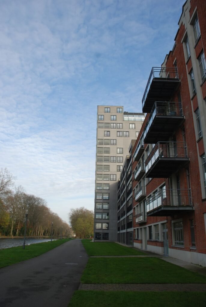 Rénovation Ottignies-Louvain-la-Neuve : logements en briques